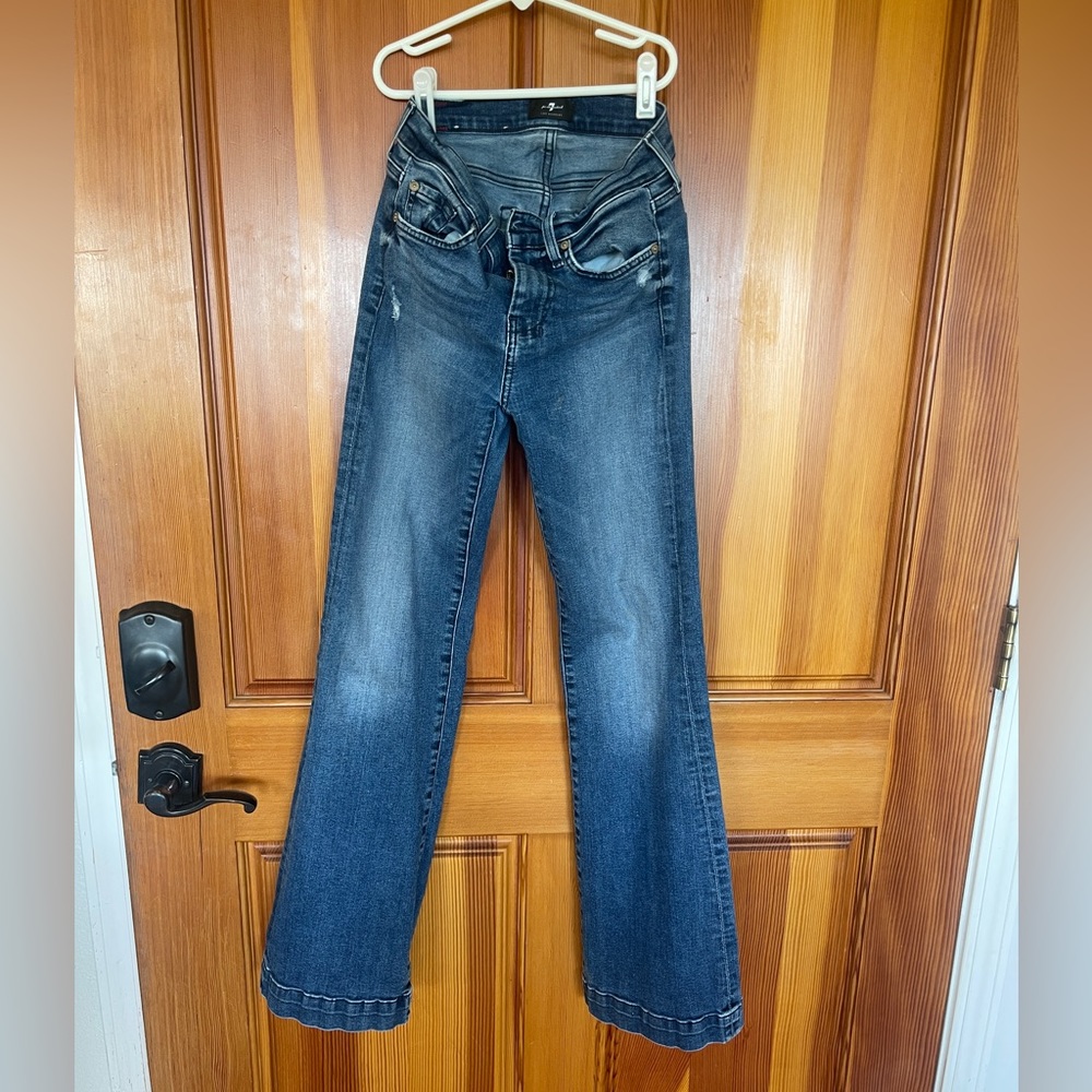 7 for all mankind Dojo jeans size 25.